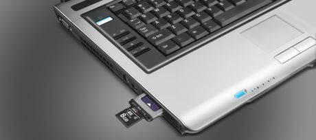 SanDisk ExpressCard Reader – adapter kart pamięci do notebooka 2
