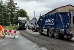 Duże utrudnienia w Dąbrowie Górniczej. Robotnicy budują kanalizację