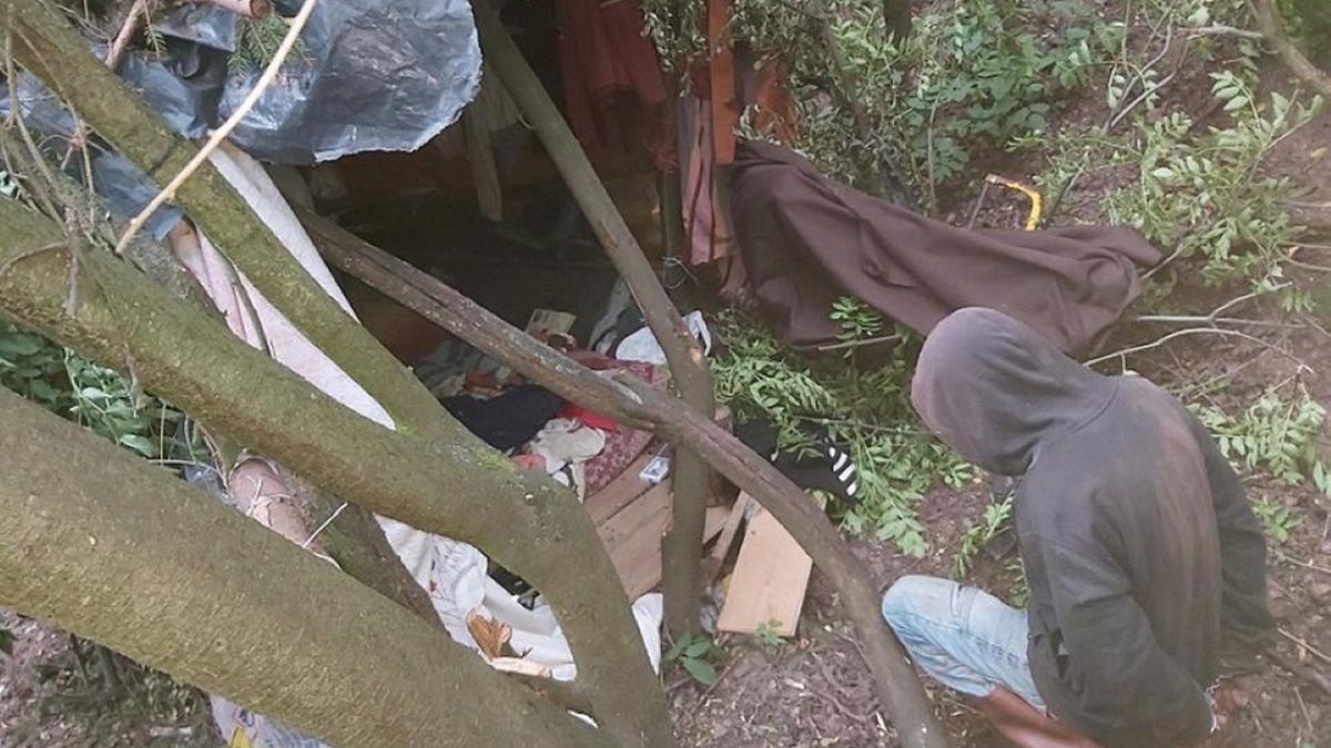 34-latek ukrywał się przed policją w chatce w lesie