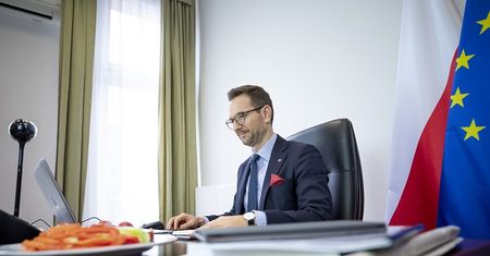 Likwidacja OFE coraz bliżej. Wiceminister zapewnia, że pieniędzy z IKE nikt Polakom nie odbierze