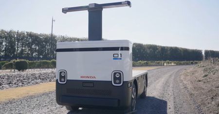 Połączenie robota i autonomicznego pojazdu Hondy odciąży ludzi na placach budowy