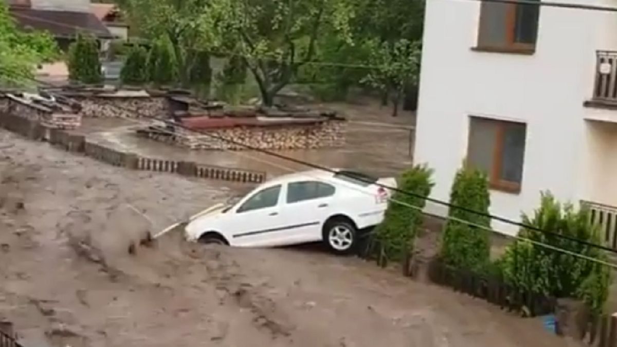 Pęknięcie zapory na Słowacji spowodowało wylew rzek