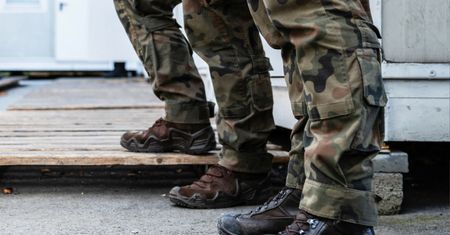 Żołnierz strzelał na granicy w kierunku migrantów. Sąd ogłosił wyrok