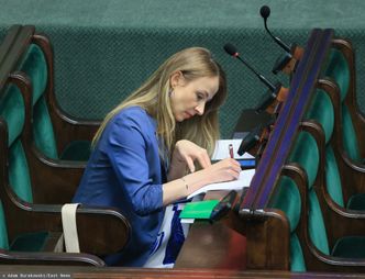 Są podwyżki, ale i ogromne kontrowersje. Minister pracy podpadła lokalnym włodarzom