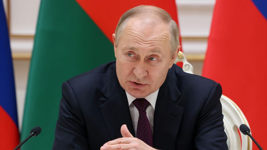 MINSK, BELARUS - DECEMBER 19: (RUSSIA OUT) Russian President Vladimir Putin speaks during a press conference at the Palace of Independence December 19, 2022 in Minsk, Belarus. President Putin is having a one-day visit to Belarus to talk on military and economic cooperation. (Photo by Contributor/Getty Images)