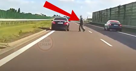 Niebezpieczny incydent na S19. Senior z laską wszedł na jezdnię