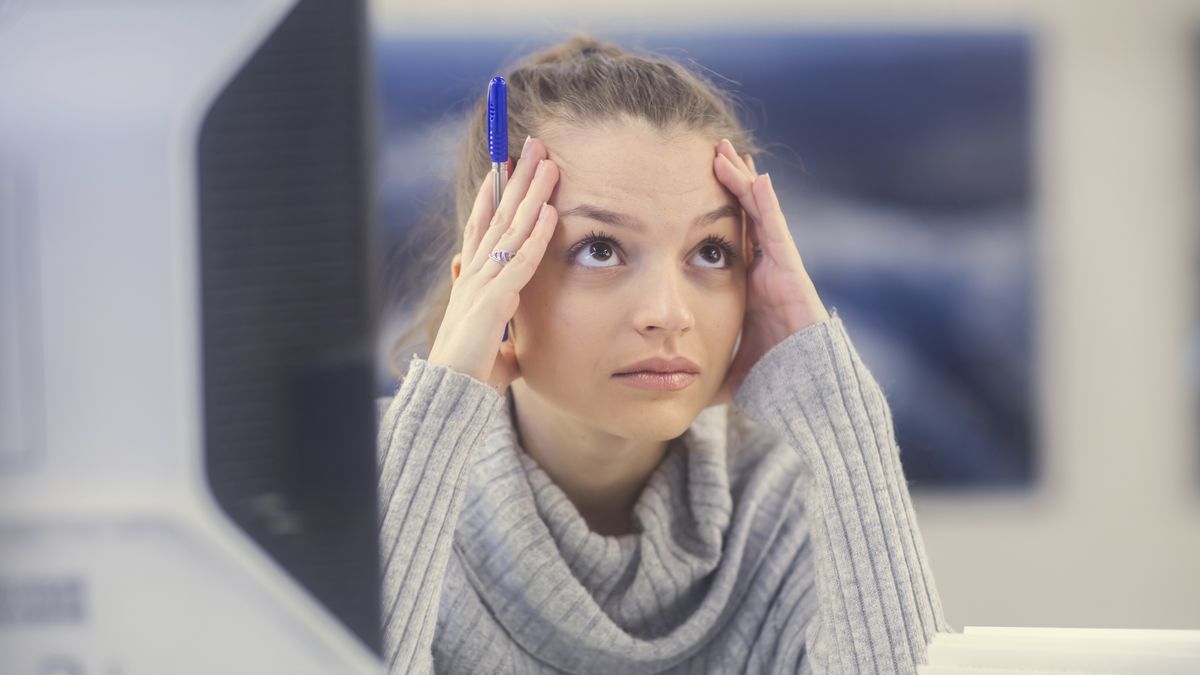 Przepraszasz nawet wtedy, gdy nie uważasz, że zrobiłeś coś złego, a kiedy ktoś prosi cię o przysługę, mówisz "tak" nawet, gdy nie chcesz tego robić? Terapeutka podpowiada, że wiele osób myli zadowalanie innych z uprzejmością