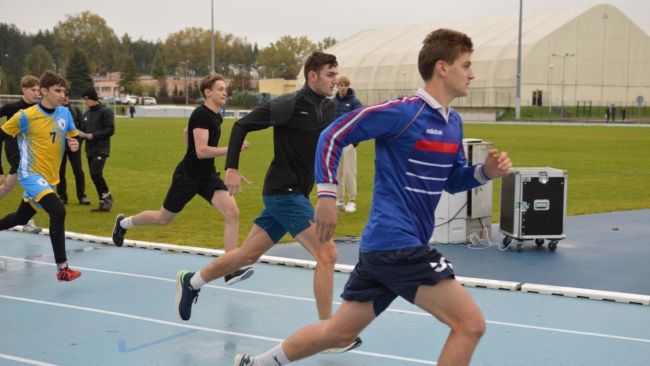 Na stadionie lekkoatletycznym PCS odbył się finał wojewódzki Szkolnej Ligi Lekkoatletycznej szkół ponadpodstawowych