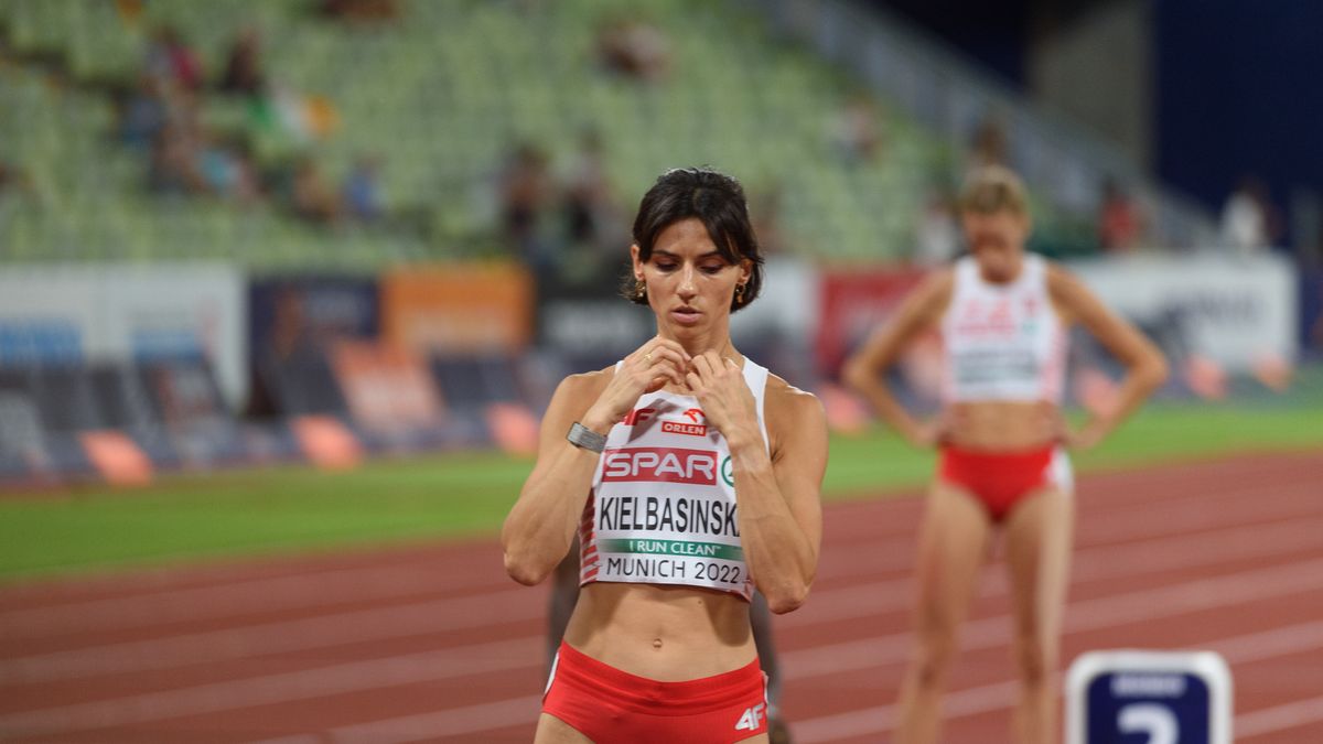 Athletics, Anna Kielbasinska (Poland) before the womens 400m final , on August 17, 2022 in Munchen, Germany. (Photo by Sven Beyrich/JustPictures/LiveMedia/NurPhoto via Getty Images)
 NO USE SWITZERLAND.
