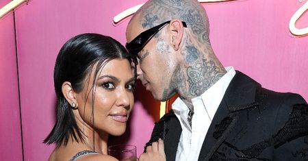 Kourtney Kardashian pokazuje ujęcia ze ŚLUBU W LAS VEGAS! "Po epickiej nocy i tequili" (ZDJĘCIA)