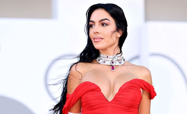 Georgina Rodriguez eksponuje pośladki podczas rajskich wakacji na Malediwach