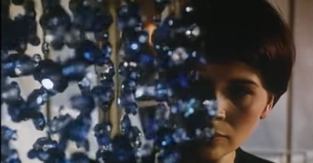 "Trzy kolory". Kieślowski. Jak dobrze pamiętasz ambitne kino sprzed lat?