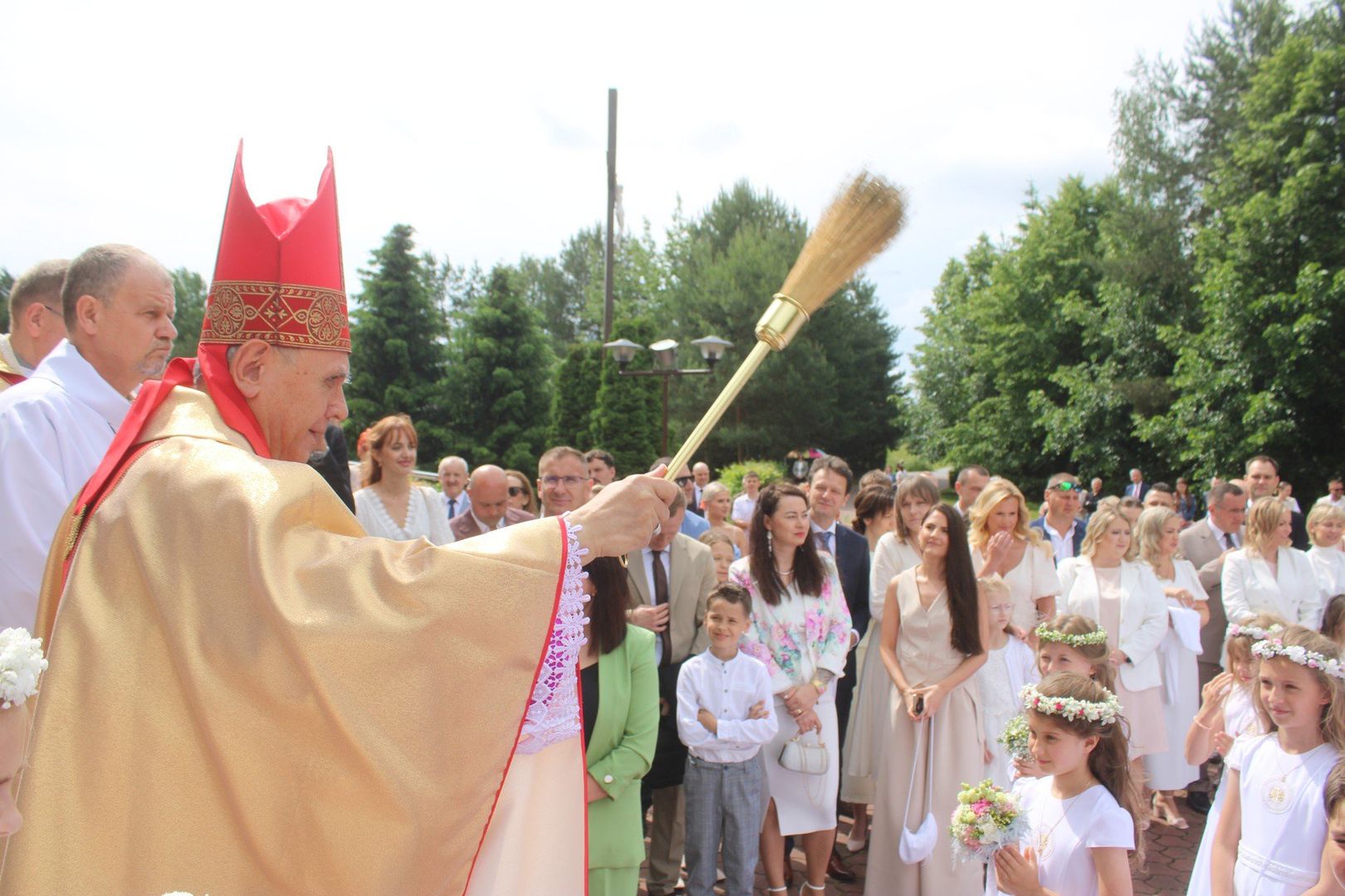 Uroczystość Pierwszej Komunii Świętej w parafii pw. Miłosierdzia Bożego w Bełchatowie