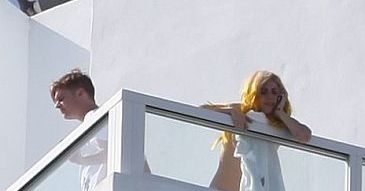 GaGa w samym ręczniku! (ZDJĘCIA)