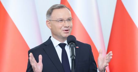 Andrzej Duda zarabia 25 tys. zł. Taką dostanie emeryturę