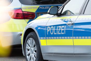 Skandal w Niemczech. Zbiorowo gwałcili 14-latkę. Postępowanie umorzone