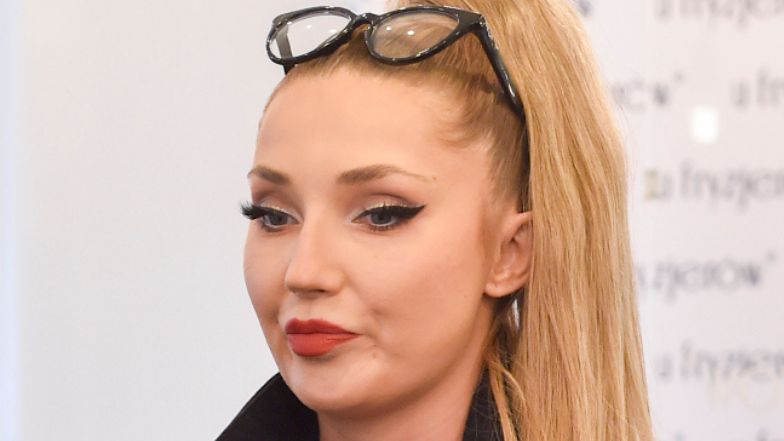 Cleo ucieka od pytania o związek historią z czasów zerówki