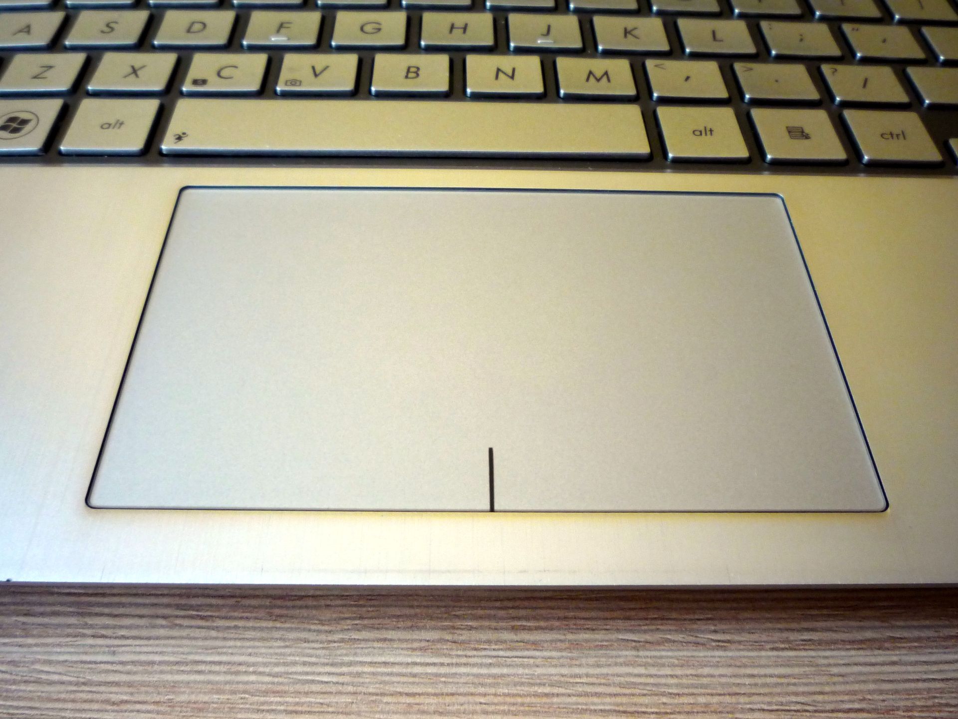 Asus Zenbook UX21E – żyletka z Core i7 [test] 11