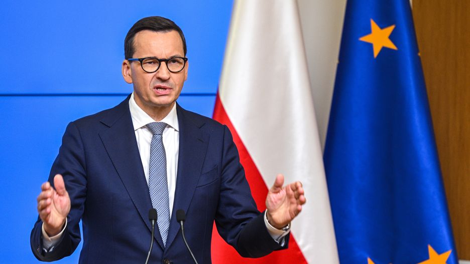 Mateusz Morawiecki
Bruksela, Belgia, 18.07.2023. Premier Mateusz Morawiecki podczas konferencji w Brukseli, 18 bm. Premier Morawiecki wzi�� udzia� w ostatnim dniu szczytu Unii Europejskiej i Wsp�lnoty Pa�stw Ameryki �aci�skiej i Karaib�w (Celac). (ad) PAP/Radek Pietruszka
Radek Pietruszka
polityk, wizyta, wyjazd, zagraniczna