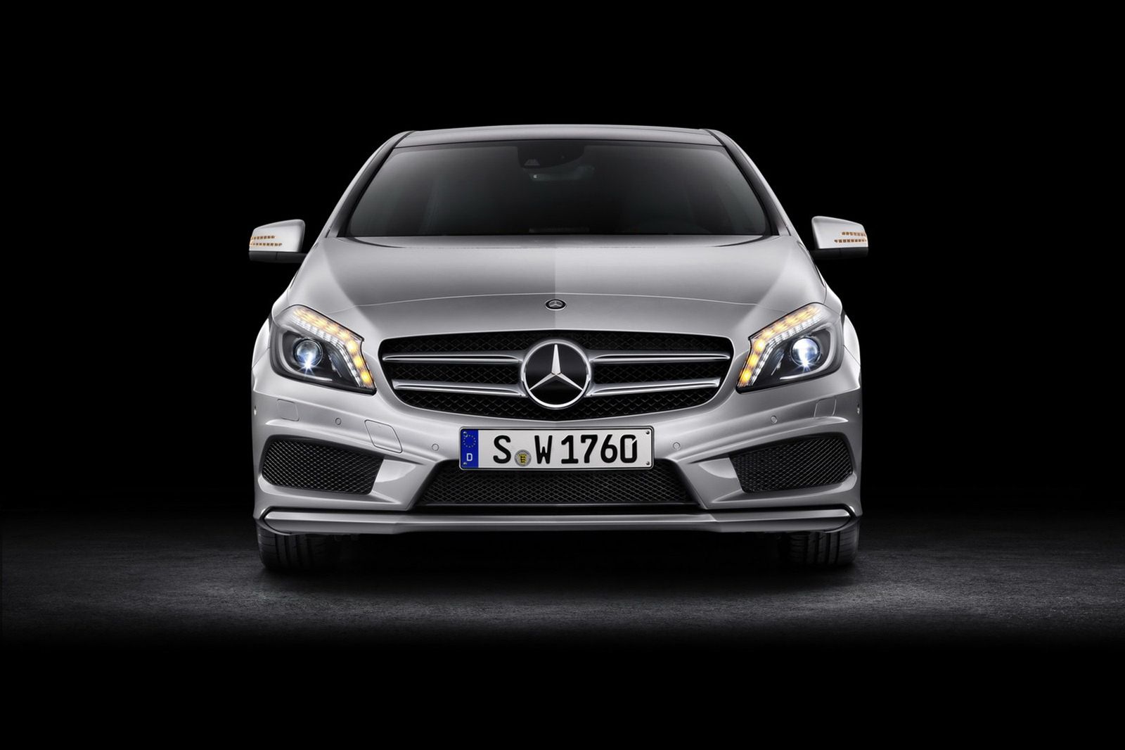 Mercedes-Benz klasy A (W176) - obszerna galeria prosto od producenta 67