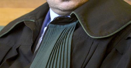 Warszawa. Adwokaci w szczepionkowej grupie "0"? Mecenas przeprasza za pośpiech