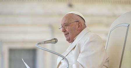 Papież weźmie udział w szczycie G7. "Pierwszy raz w historii"