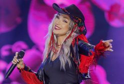 Cleo wrzuciła zalotne zdjęcia. Nie tylko dekolt przyciąga wzrok