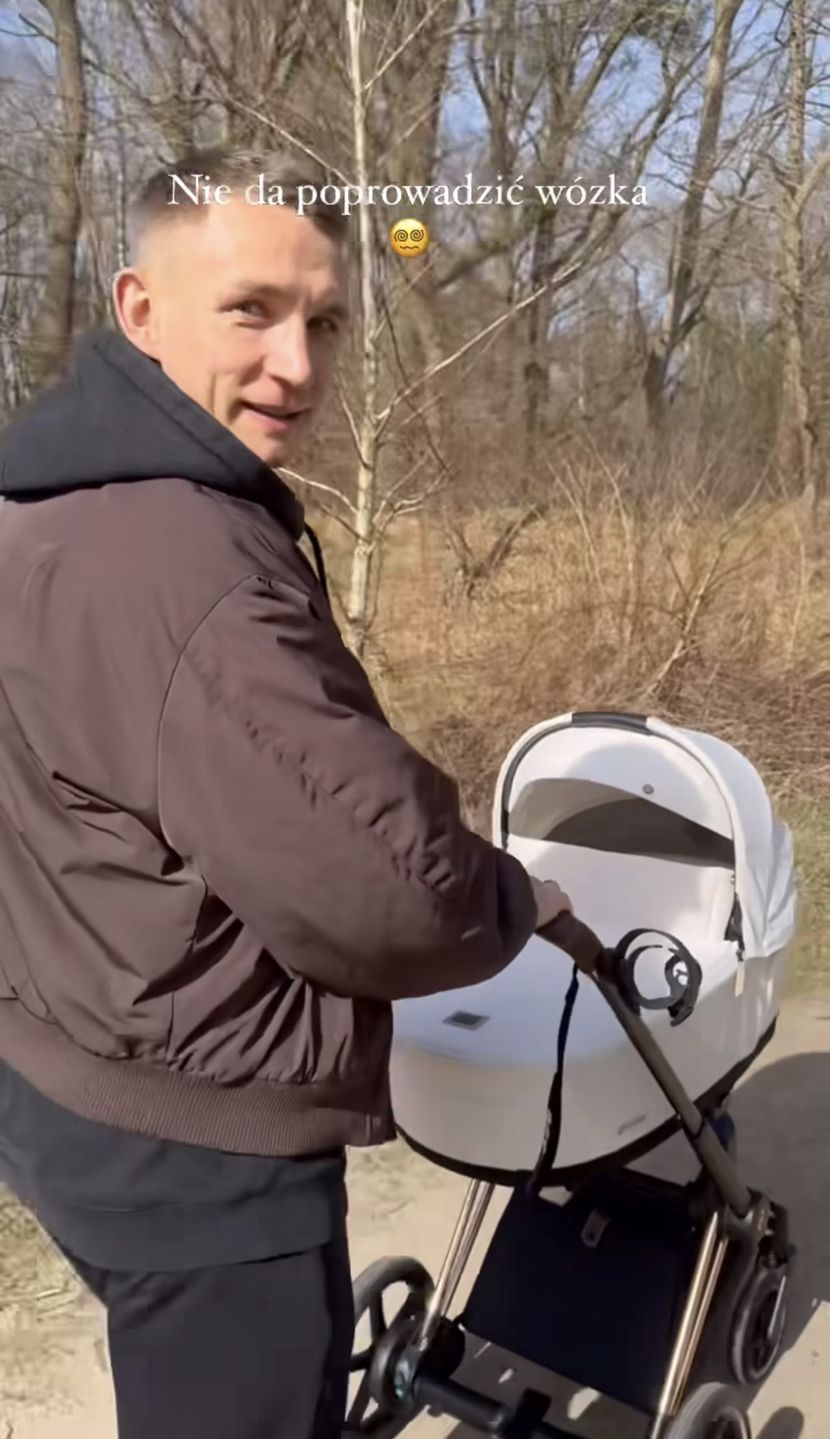 Jakub Rzeźniczak z córką 