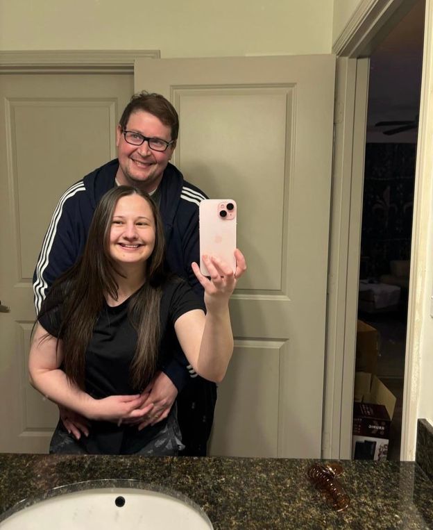 Internet OSZALAŁ na punkcie Gypsy Rose Blanchard. Wyszła na wolność po zabiciu matki i staje się GWIAZDĄ... (ZDJĘCIA)