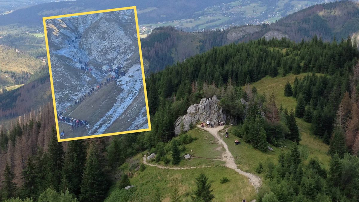 Turyści stali w długiej kolejce, aby wejść na Szpiglasową Przełęcz na Słowacji 