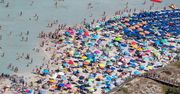 Sardynia z restrykcjami. Limity na plażach to nie wszystko