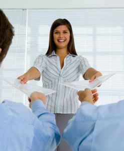 Na stanowiskach kierowniczych zostaną tylko kobiety