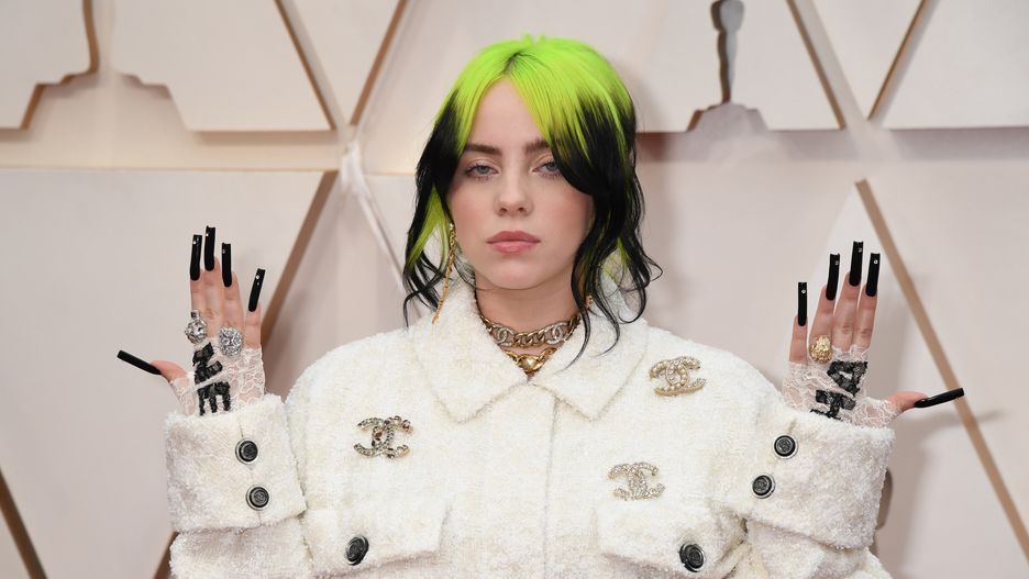 HOLLYWOOD, CALIFORNIA - FEBRUARY 09: Billie Eilish attends the 92nd Annual Academy Awards at Hollywood and Highland on February 09, 2020 in Hollywood, California. (Photo by Jeff Kravitz/FilmMagic)