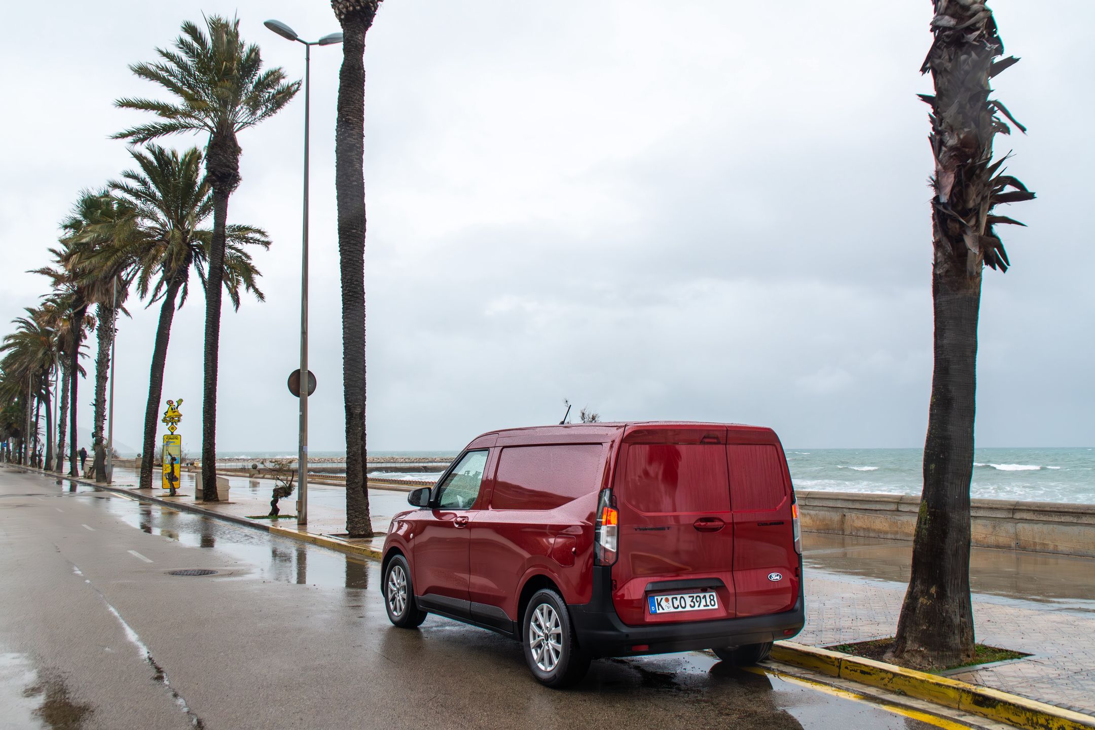 Ford Tourneo i Transit Courier 2024