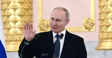 Jak skontrować putinowską dezinformację? Ekspert o tajwańskiej "zasadzie 222"