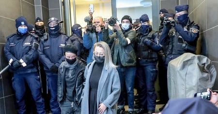 Strajk Kobiet. Burza wokół zatrzymania dziennikarki. Rzecznik rządu odpowiada