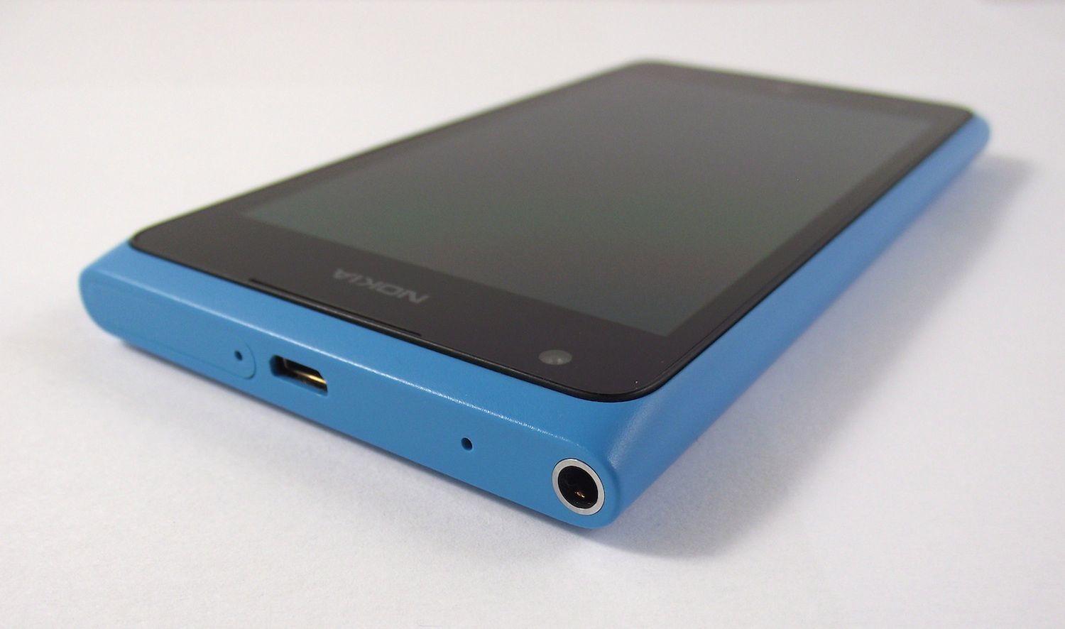 Nokia Lumia 900 - szkoda, że tak późno... [test] 4