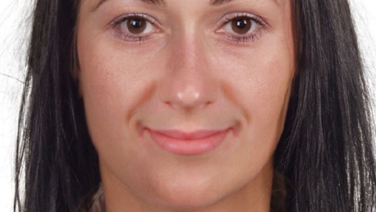 Ta kobieta jest poszukiwana przez policję w związku z licznymi oszustwami 