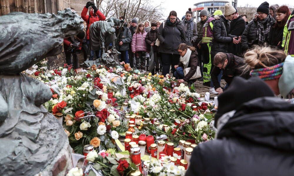 Niemcy: Magdeburg w żałobie po ataku na jarmark bożonarodzeniowy