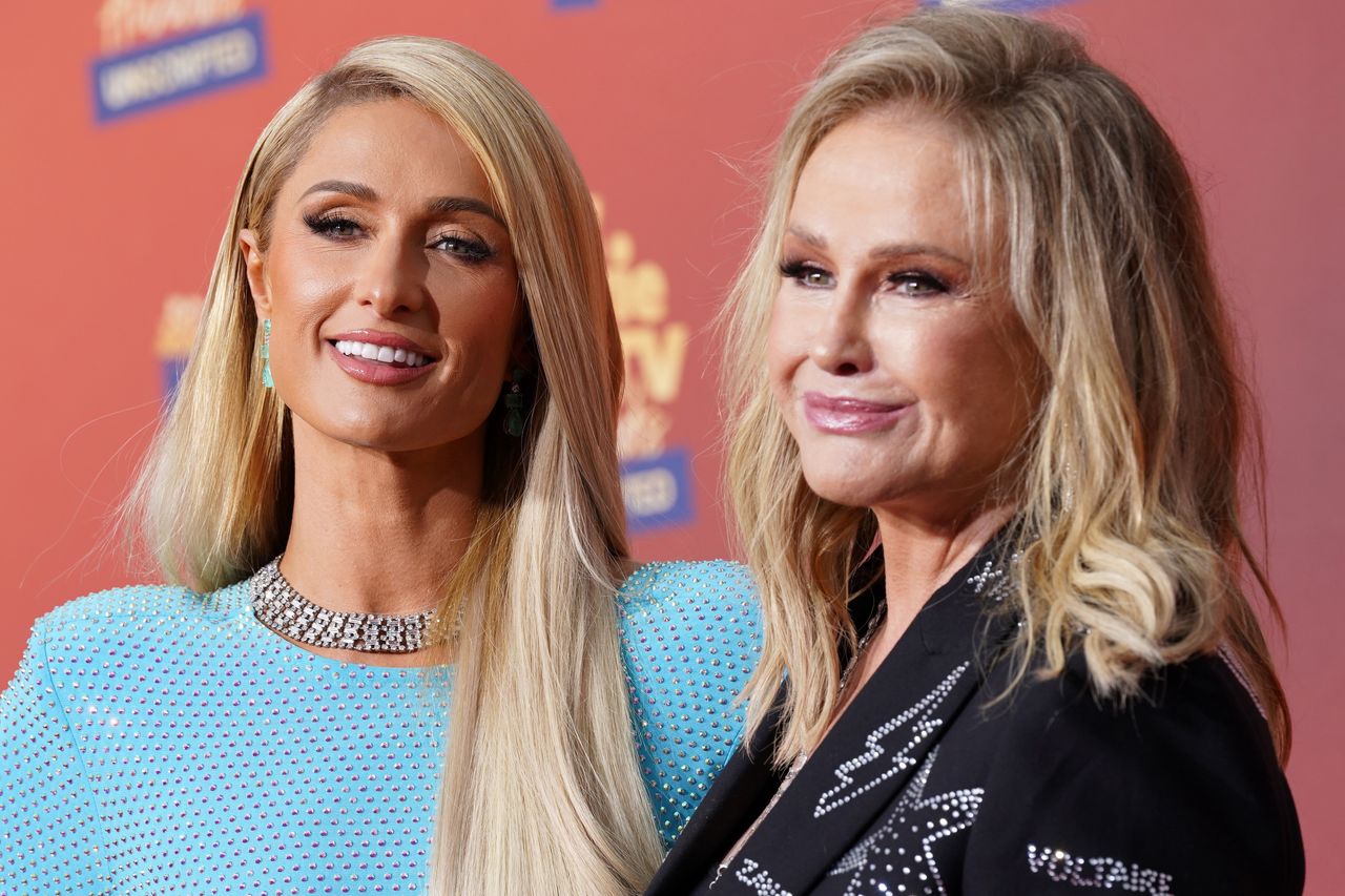 Paris Hilton i jej mama Kathy Hilton tym razem nie trafiły ze stylizacjami 