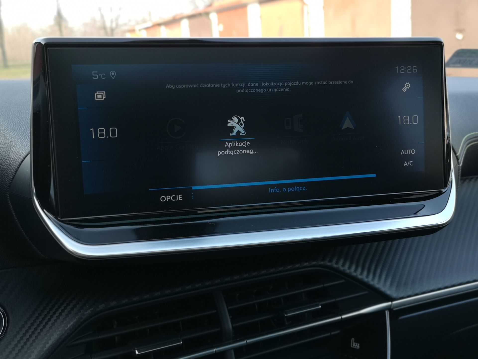Peugeot 208 GT Line: wirtualne zegary 3D oraz obsługa systemu 21