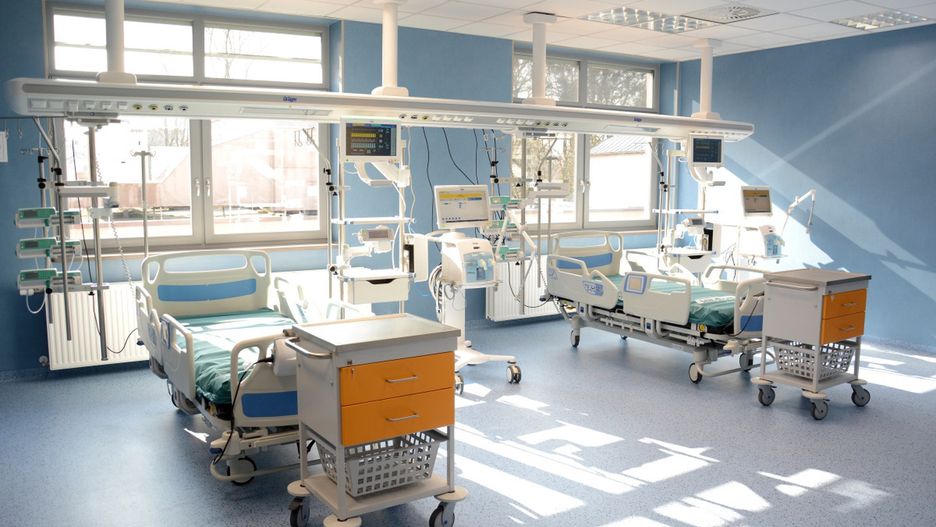 szpital łóżko koronawirus