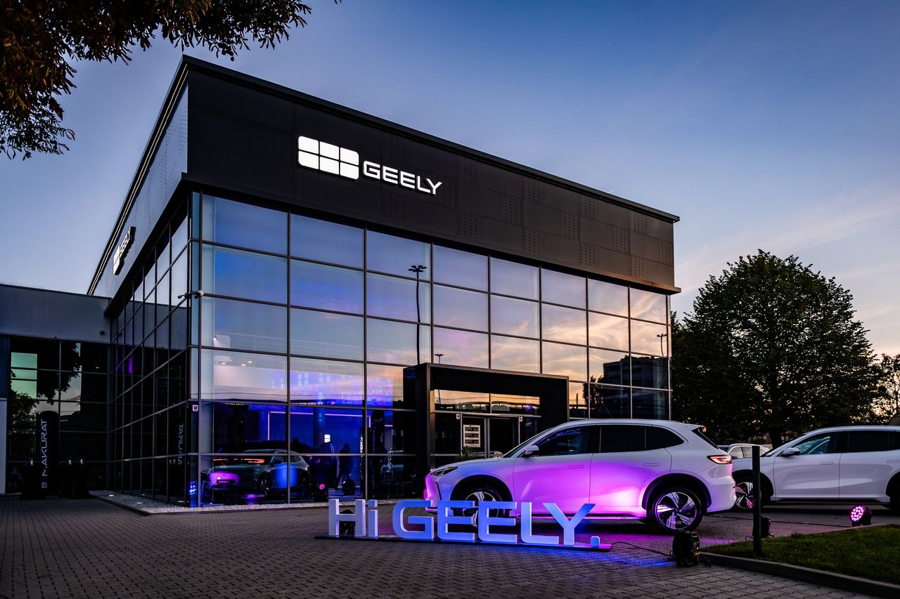 GEELY rozpoczyna sprzedaż w Polsce – salon GEELY Makurat otwarty w Gdańsku