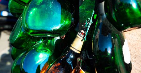 Najgorsze alkohole dla jelit. To dlatego masz wzdęcia i biegunki