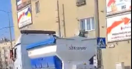 Poznań. Pługopiaskarka na ulicach. "To drogowcy chcą zaskoczyć zimę"
