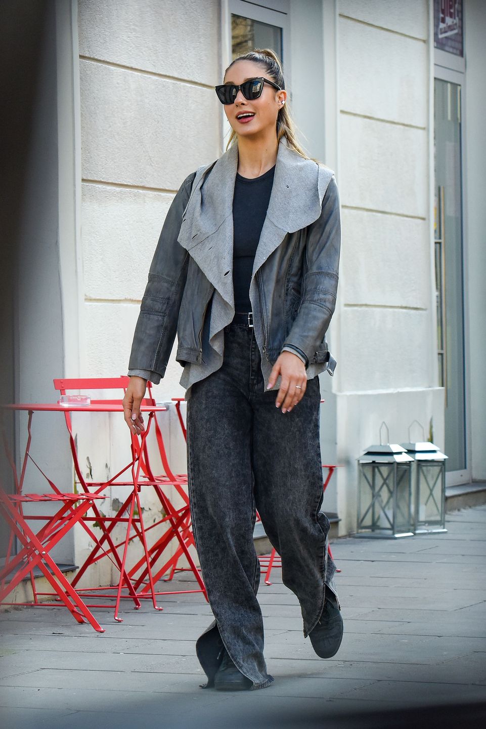 Ida Nowakowska "przyłapana" z synem i mamą