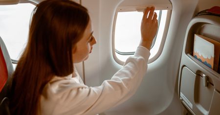 To pytanie wciąż nurtuje pasażerów. Ważny element w samolocie
