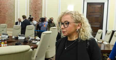 Ministra zrzeka się immunitetu. "Chcę stanąć przed sądem"