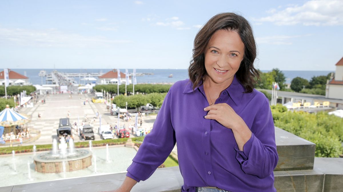 Ewa Drzyzga to dziennikarka telewizyjna znana m.in. z talk-show TVN "Rozmowy w toku".