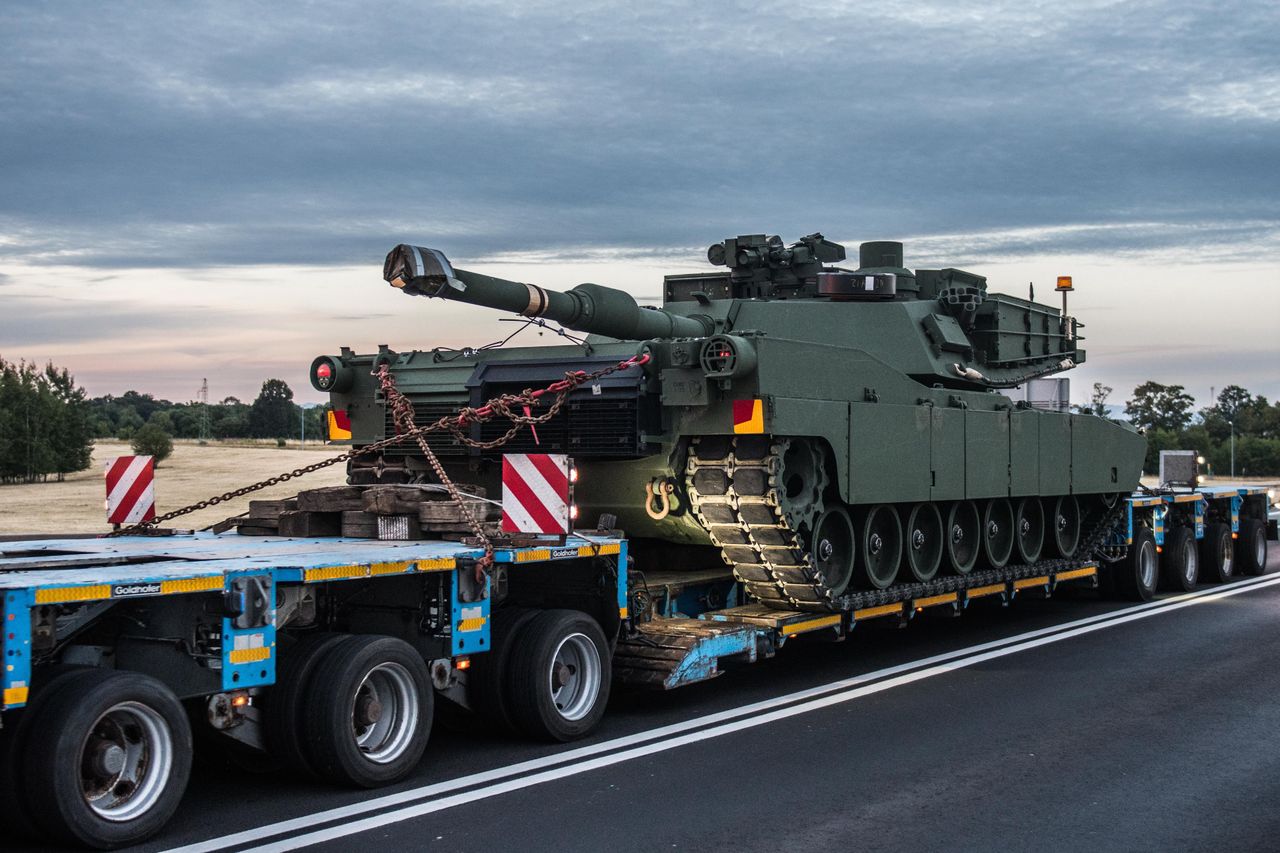 Najnowsze M1A2 Abrams już w Polsce. To pierwsze tak wyposażone czołgi w Europie